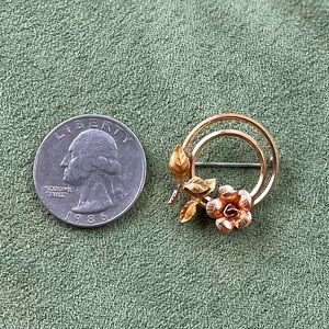 Whimsical Beauty: Rose Gold Rose Brooch - A Timeless Touch of Elegance 🌹💖